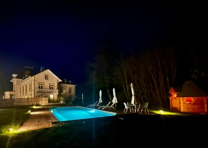 Banda Chateau Viendal Apartmán *